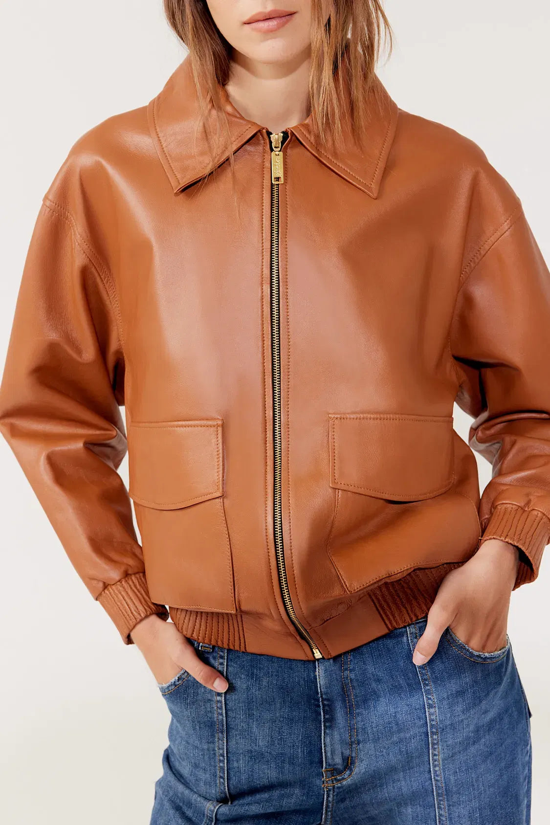 jacket in brown leather