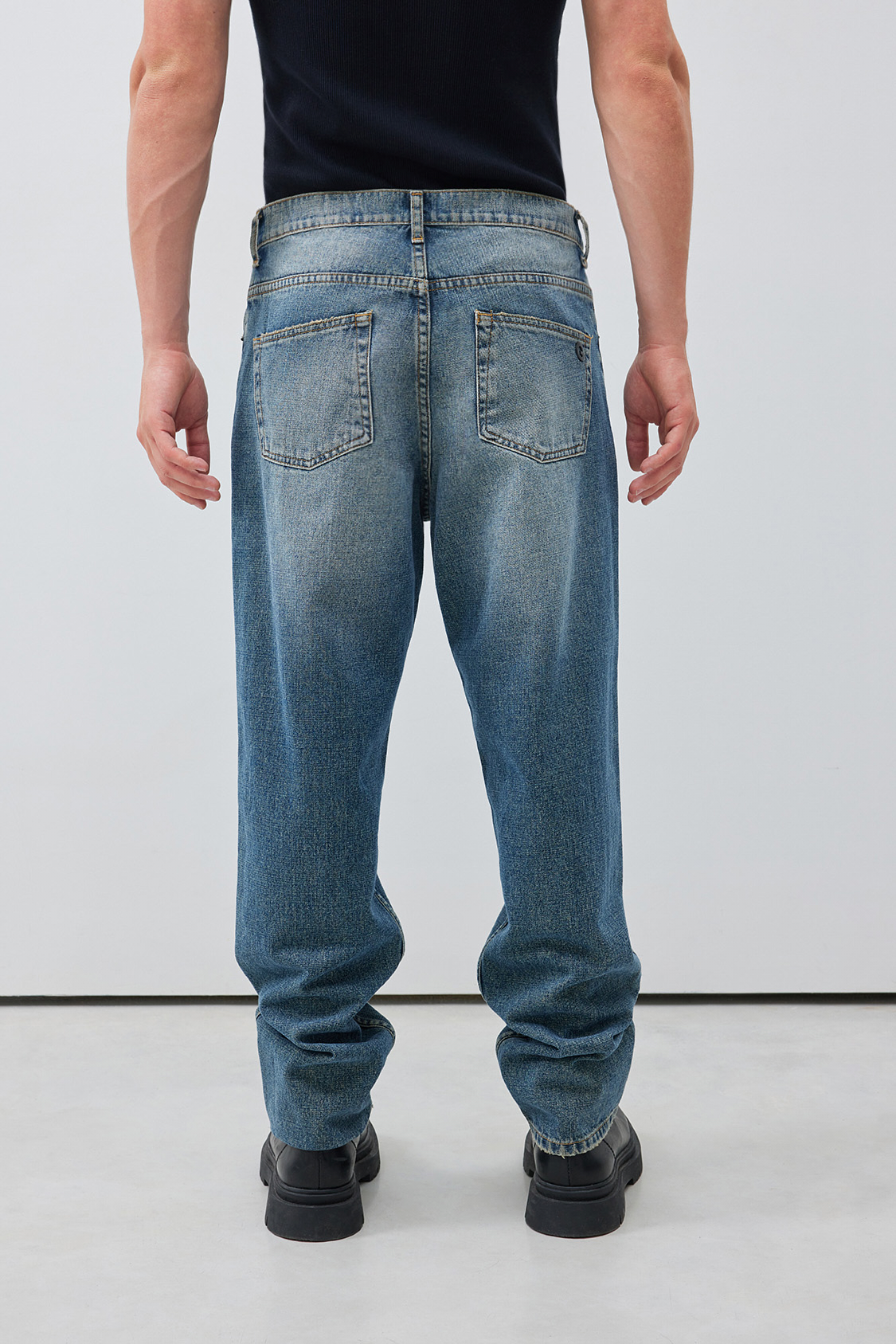 Blue Oxide Straight Jean