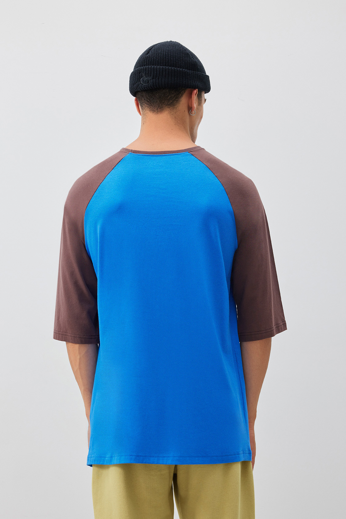 Raglan T-Shirt